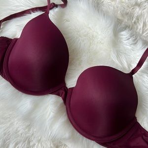 Victorias Secret PINK Wear everywhere T-shirt lightly lined Bra 32D